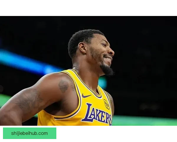 湖人队记透露斯马特或跳出合同多队准备用中产特例展开争夺