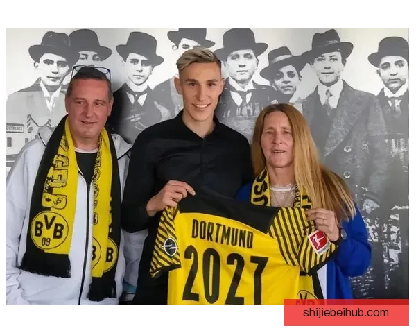 布克谈与施洛特贝克的交流：他并未批评多特或将我置于焦点